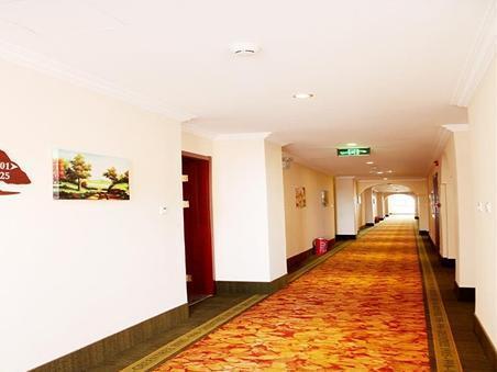 Greentree Pinggu District Government Express Hotel 2*